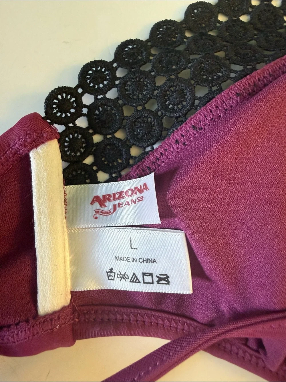 Arizona Jean Company High Neck Bikini Top with Black Lace Size Large